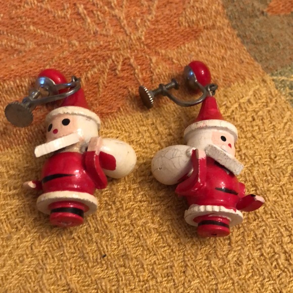 Vintage Christmas Santa Claus-screw on back earrings - Picture 12 of 13